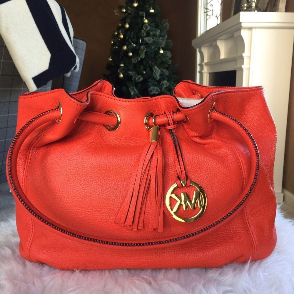 New Authentic Michael Kors Leather Medium East West Ring Tote